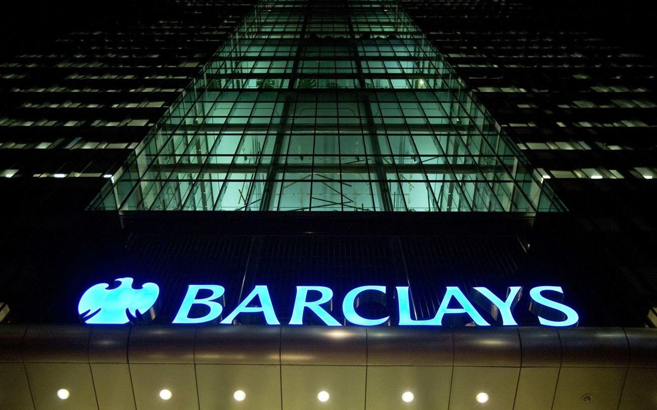 Barclays: 19% βουτιά στα καθαρά κέρδη 2022 – Υποχωρεί 8% η μετοχή