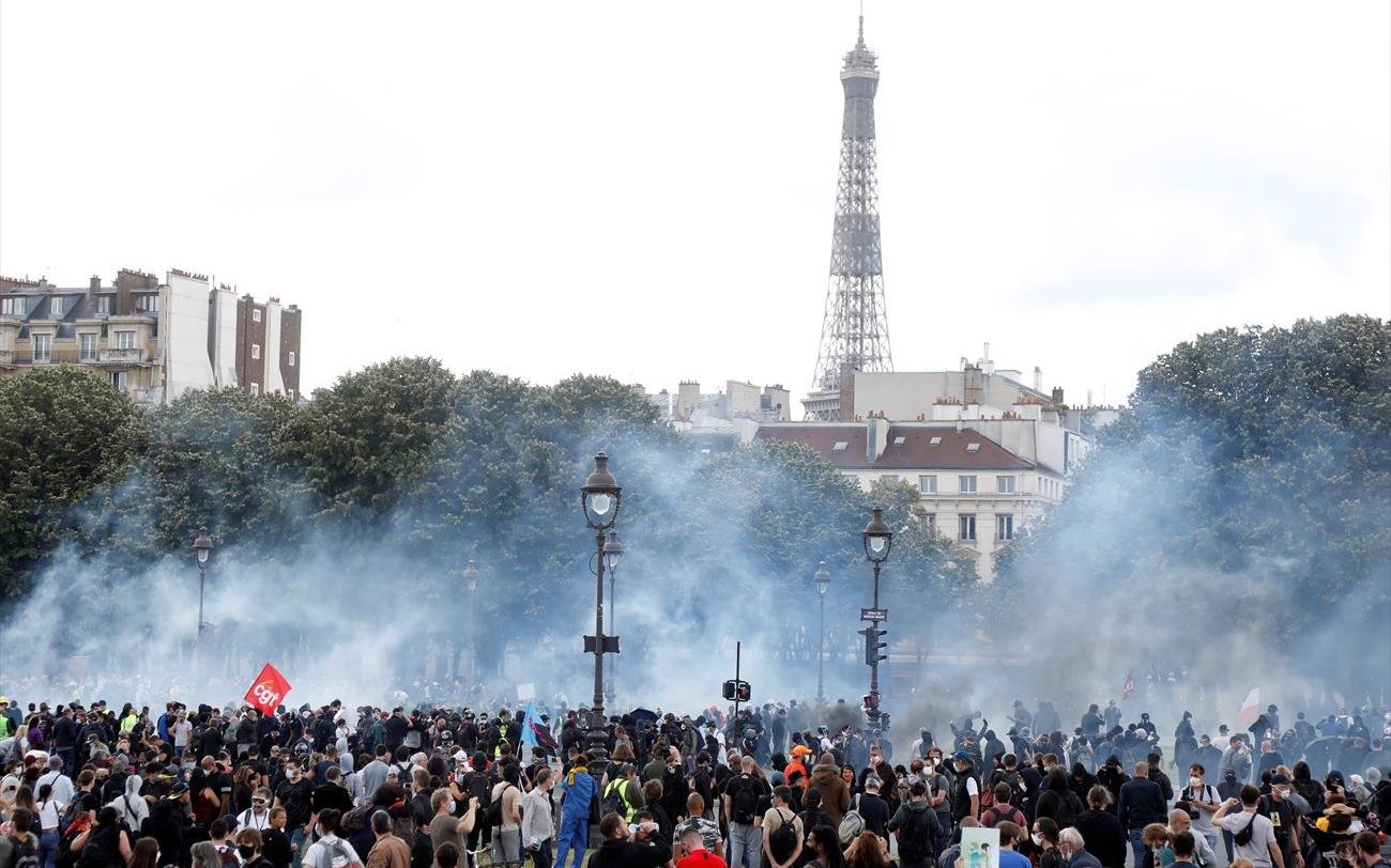 Premières manifestations en faveur des pensions – plus de 3 800