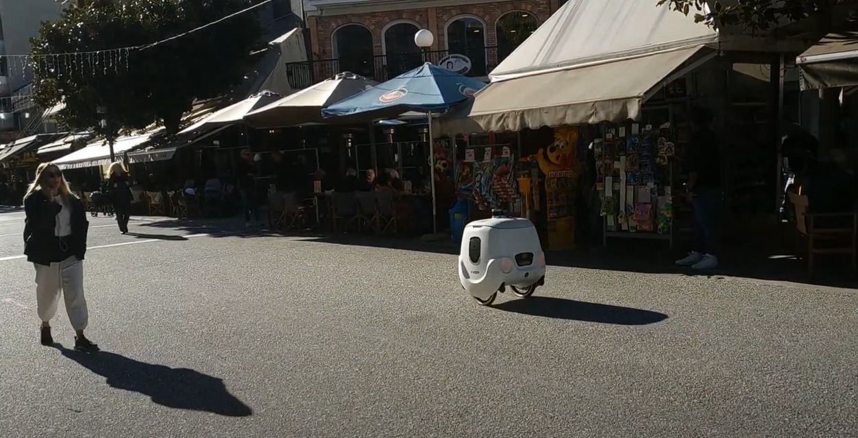 Anytime : Ασφαλίζει τα delivery robots στα Τρίκαλα